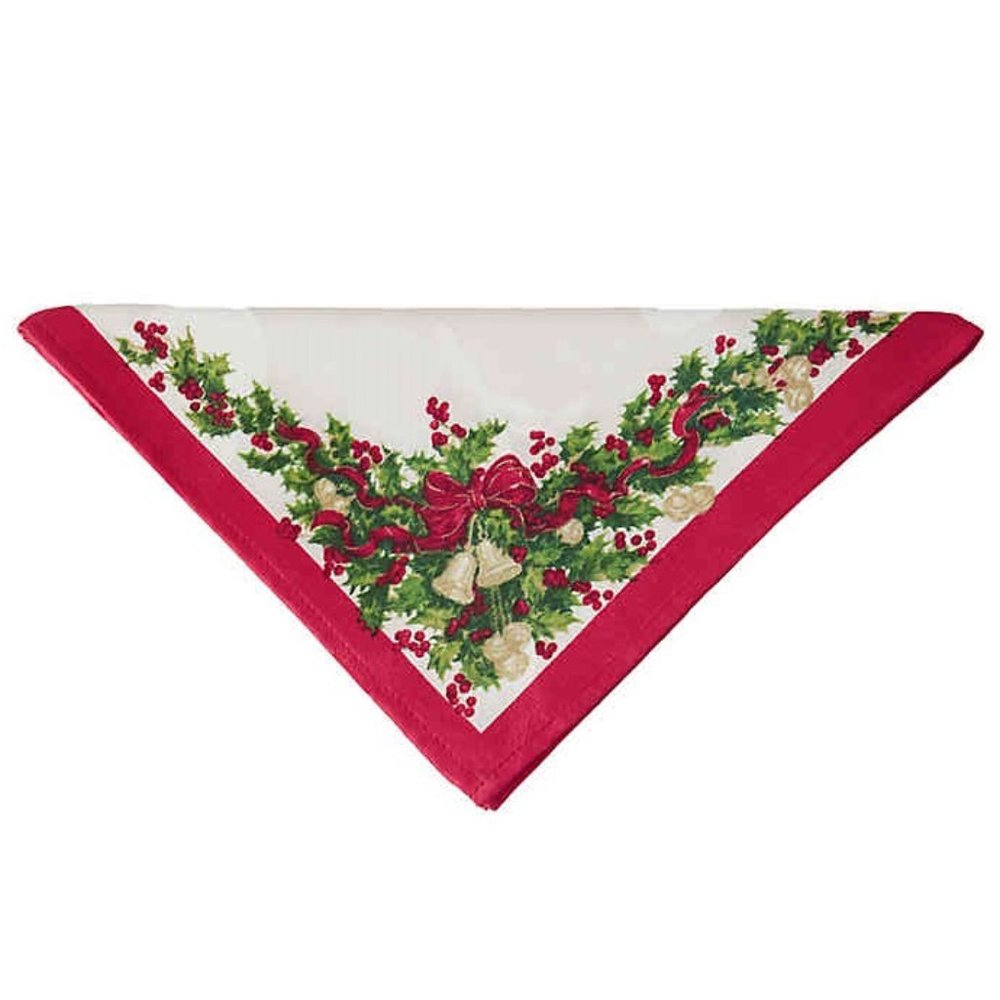 4 new Winter Wonderland 19-inch square Christmas Garland & Bells Table Napkins